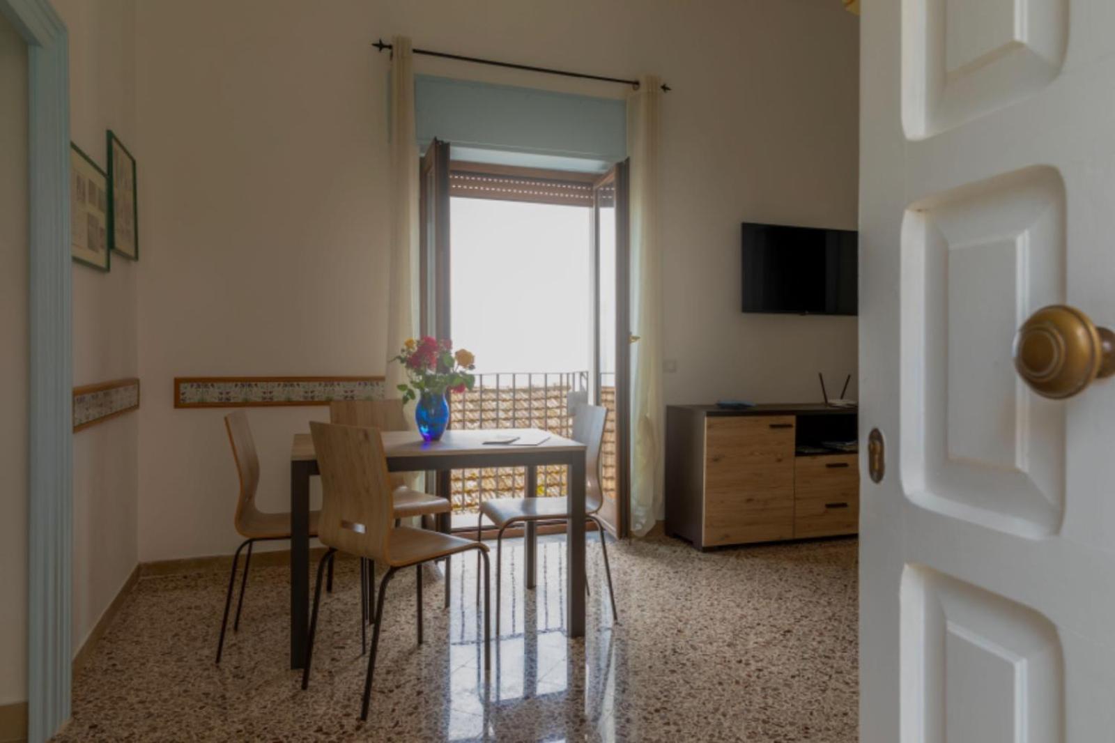 Casa Ermelinda Villa มัสซาลูเบรนเซ ภายนอก รูปภาพ