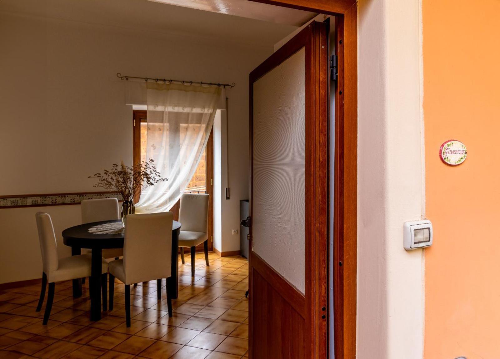 Casa Ermelinda Villa มัสซาลูเบรนเซ ภายนอก รูปภาพ