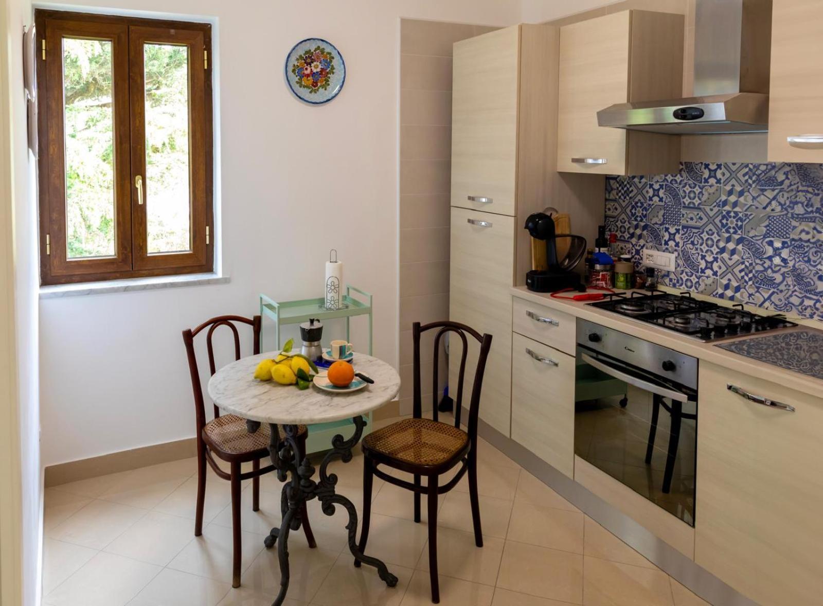 Casa Ermelinda Villa มัสซาลูเบรนเซ ภายนอก รูปภาพ