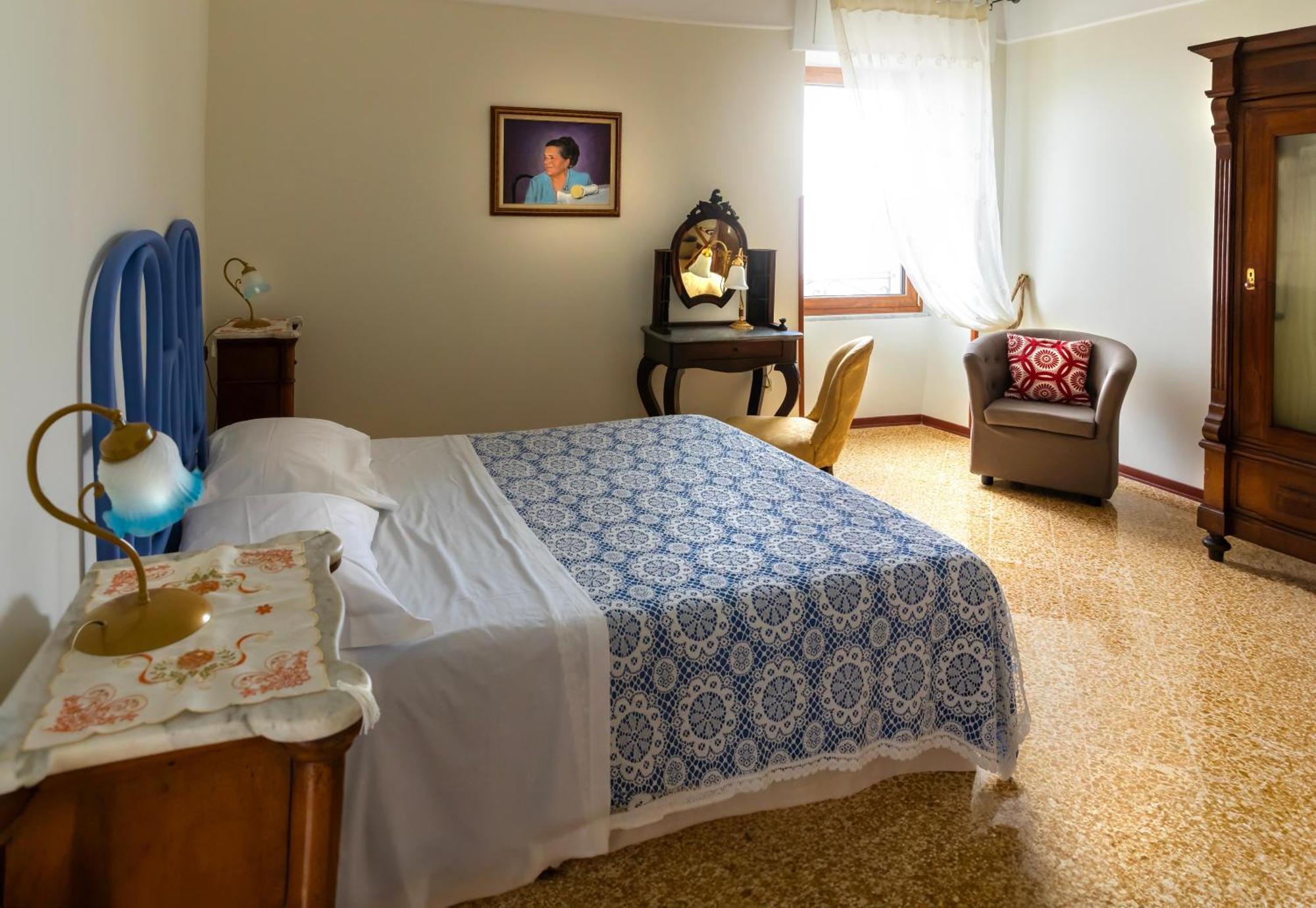 Casa Ermelinda Villa มัสซาลูเบรนเซ ภายนอก รูปภาพ